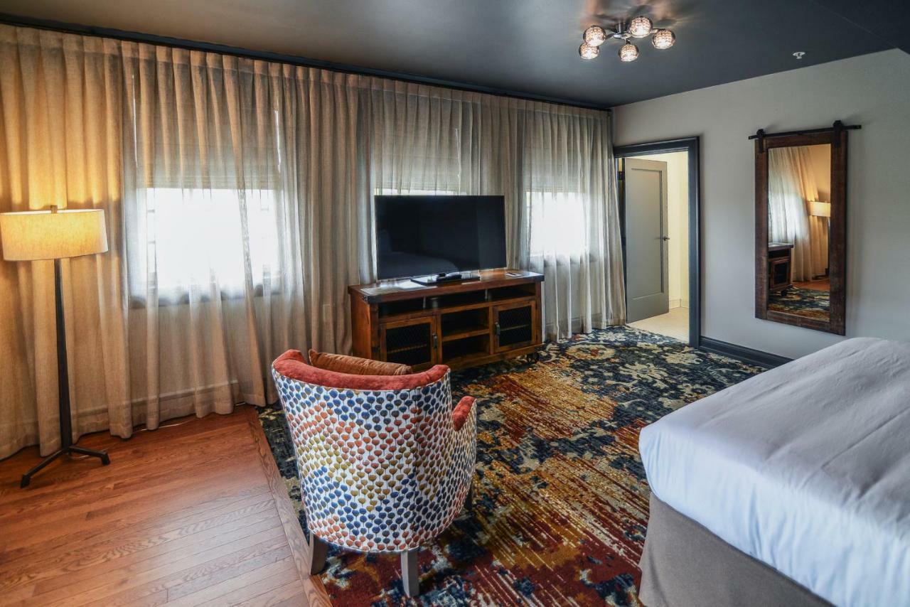 The Stella Hotel & Ballroom كينوشا المظهر الخارجي الصورة